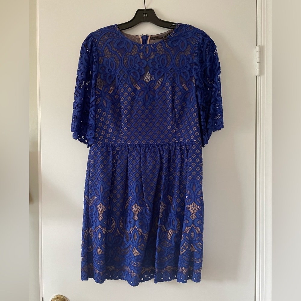 BCBG Max Azria Jillyan Lace Dress